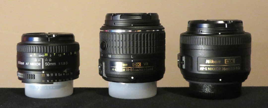 the new retractable version Nikon's cheap 18-55 mm zoom lens muada.com